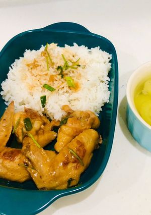 Hình của món Gà roti phiên bản em bé.