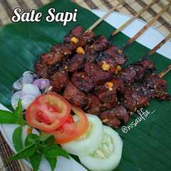 A picture of Sate Sapi Empuk.