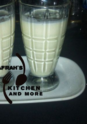 A picture of Orange milkshake.
