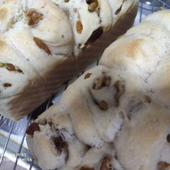 A picture of Walnut raisins sour dough bread.