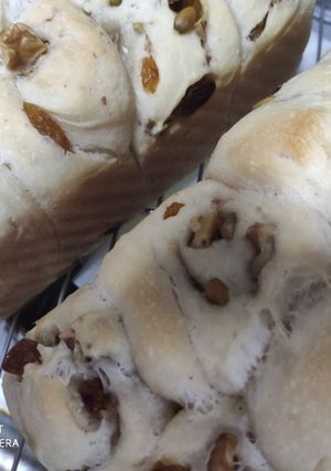 A picture of Walnut raisins sour dough bread.