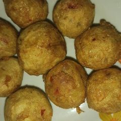 A picture of Yam balls.