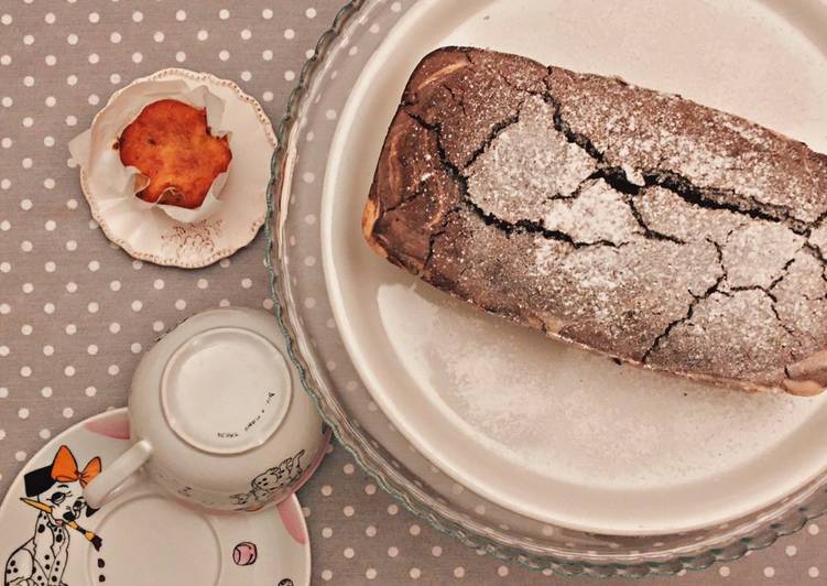 Recipe of Super Quick Homemade Plumcake all’acqua variegato al cacao e fragole