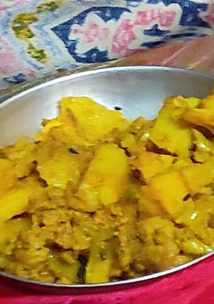 फ्राई आलू गोभी(fry aloo gocbhi recipe in hindi) रेसिपी मुख्य फोटो