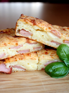 Virslis-sajtos lepény recept fotója