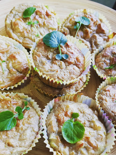 Una foto de Muffins de puerro y avena