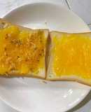 Bánh mì bơ ruốc