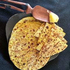 A picture of Puranpoli.
