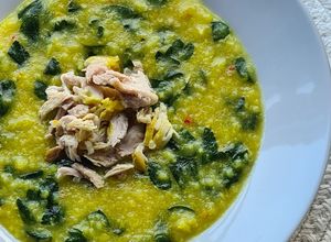 Foto resep Bubur Kuning Daun Kelor (25 menit)