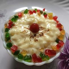 A picture of Kesariya sabudana kheer.