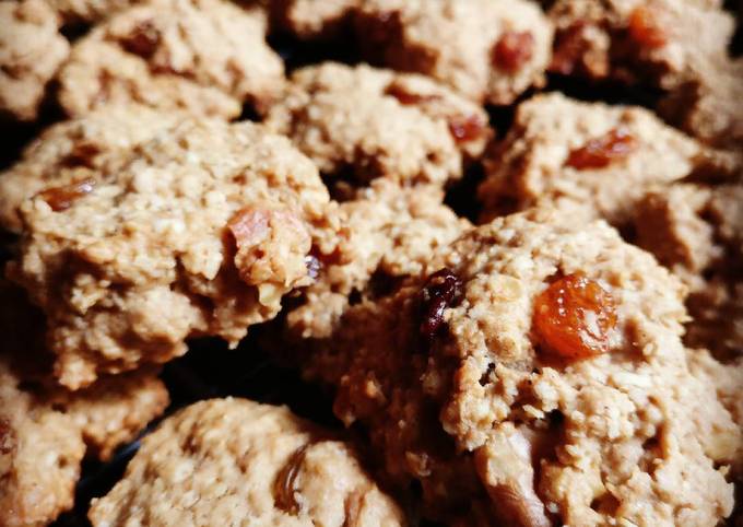 Recipe of Super Quick Homemade Amazing oatmeal raisin cookies