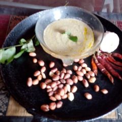 A picture of Curry leaves chutney.