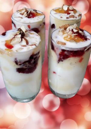 मैंगो डालगोना (Mango Dalgona recipe in hindi) रेसिपी मुख्य फोटो