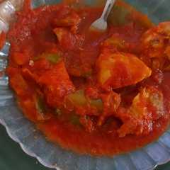Una foto de Pisto de pollo con tomate