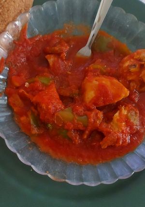 Una foto de Pisto de pollo con tomate