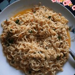 A picture of Yummy noodles.