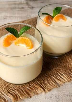 Una foto de 🍊Mousse de mandarina y yogur 🍊 3 ingredientes 🍊