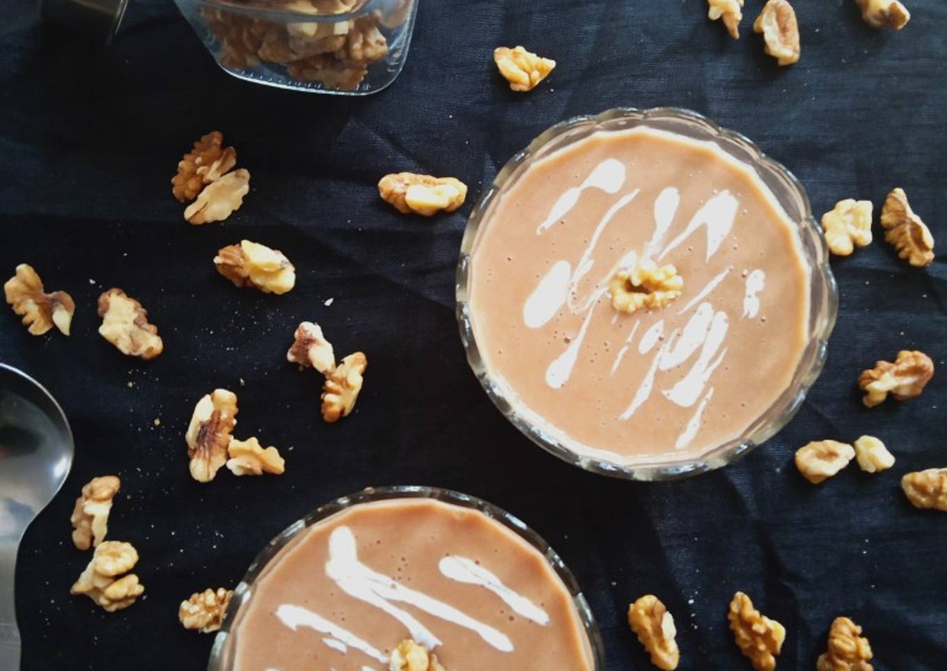 Walnut Jaggery Soup