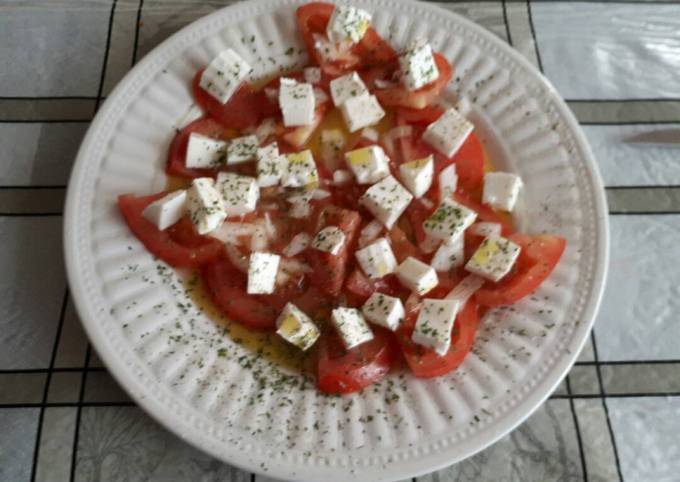 Foto principal de Fresca ensalada de tomate y queso