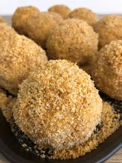 O poză a rețetei Gomboți cu prune.