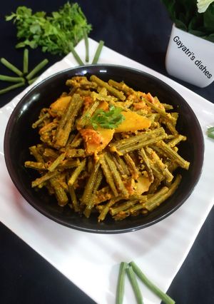 सहजन की सब्जी (sahjan ki sabzi recipe in Hindi) रेसिपी मुख्य फोटो