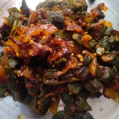 A picture of Bhindi da pyaza.