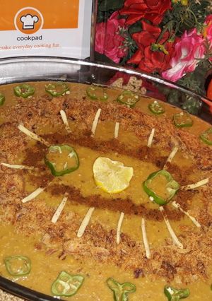 A picture of Beef Haleem.