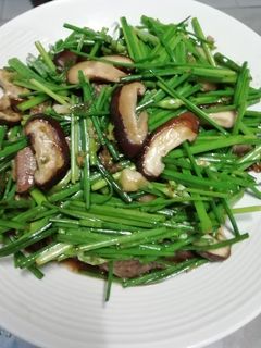 รูปของ ผัดดอกไม้กวาดเห็ดหอมสด #กินผักรักสุขภาพ4