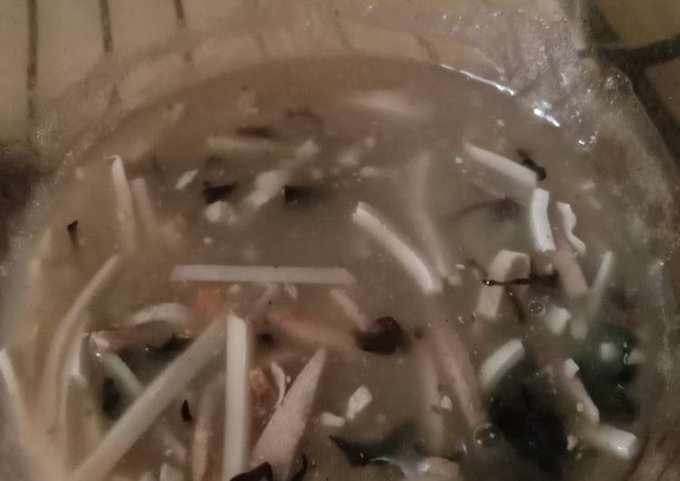 Cara Gampang Membuat Hot n sour soup vegan no bawang no hewani, Lezat