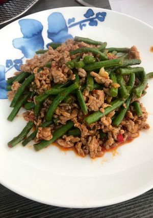 รูปของ Shanghainese stir fried bean with minced pork ถั่วผัดหมูพริกเซี่ยงไฮ้