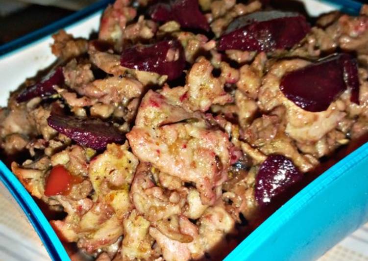 Steps to Make Quick My shredded chicken with beetroot