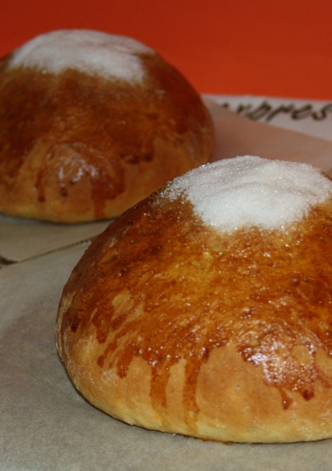 Una foto de Toñas o pan quemao