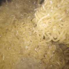 A picture of Indomie noodles 🍜.