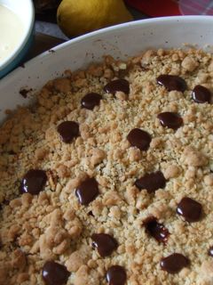 Una foto de Crumble de manzanas con avena y caramel