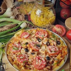 A picture of Pizza penne pasta.