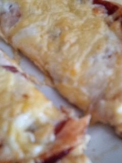 Túró alapú pizza zabpehellyel recept fotója