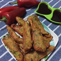 A picture of Red chilli fritters.