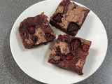 Raspberry brownies