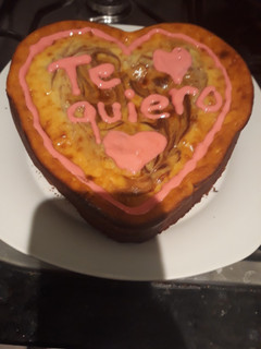 Una foto de Brownie cheesecake de San Valentín