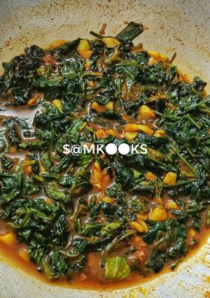 झिपरी / लसूणी मेथी (Lasooni Methi Recipe In Marathi) रेसिपी चे मुख्य फोटो 