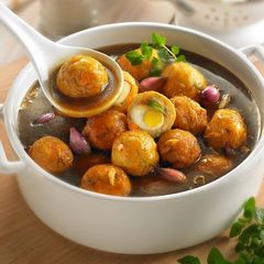 A picture of Bakso telur.