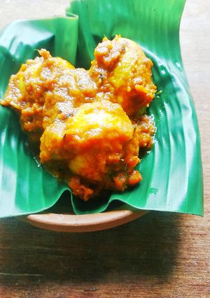 ডিম কষা (dim kosha recipe in Bengali) রেসিপির প্রধান ছবি