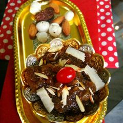 A picture of Dry Fruit Gooseberry Jam.