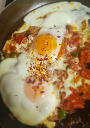 A picture of Egg shashuka.