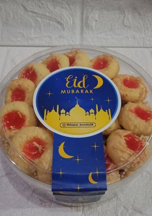 Foto resep Strawberry Thumbprint Chesee Cookies