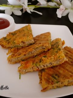 બ્રેડ પુડલા સેન્ડવીચ રેસીપી મુખ્ય ફોટો