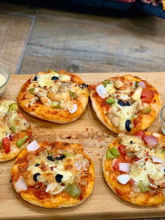 A picture of Mini pizza bites- part 2(red sauce/ white sauce).