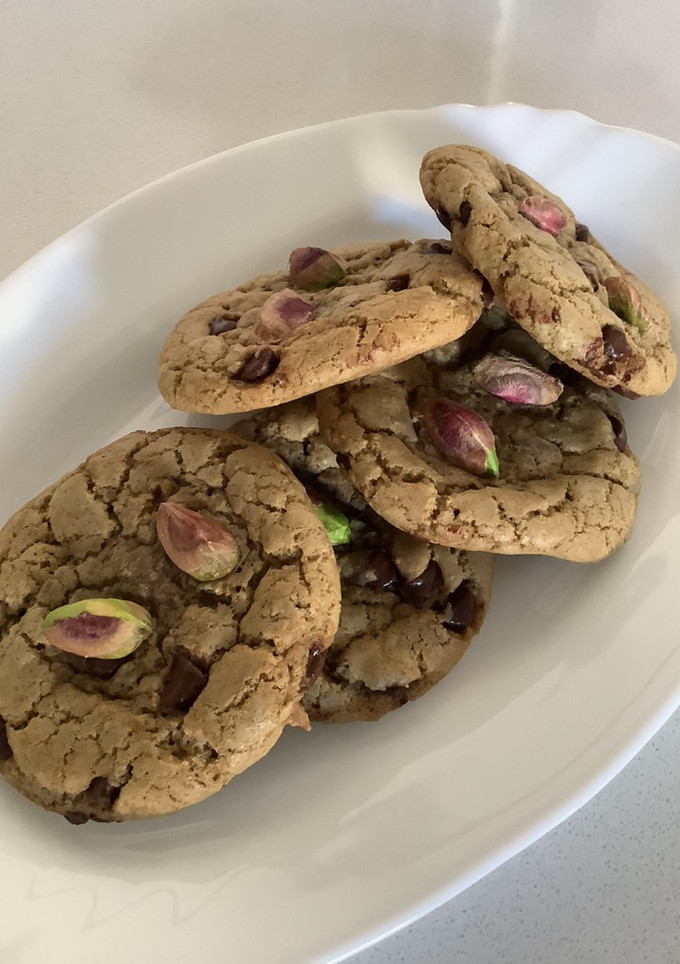 Una foto de Cookies de pistacho y Chocolate