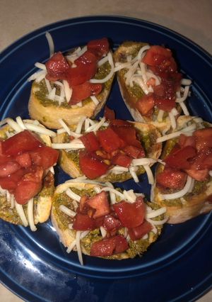 A picture of Caprese ciabatta bread.
