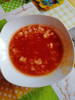 Paradicsomleves betűtésztával recept fotója